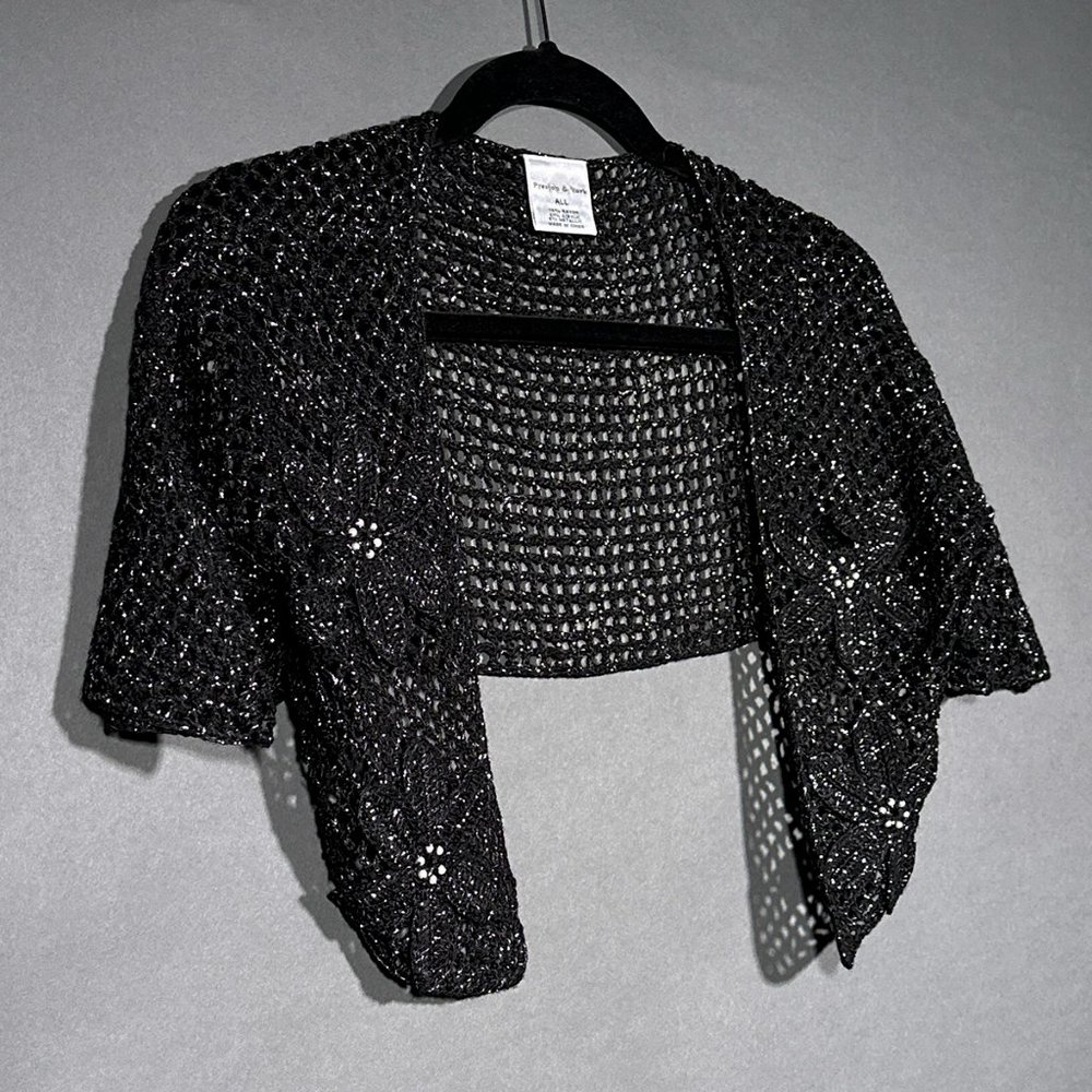 Preston‎ And York Open Front Crochet Top Black With Metallic Silver Size Petite